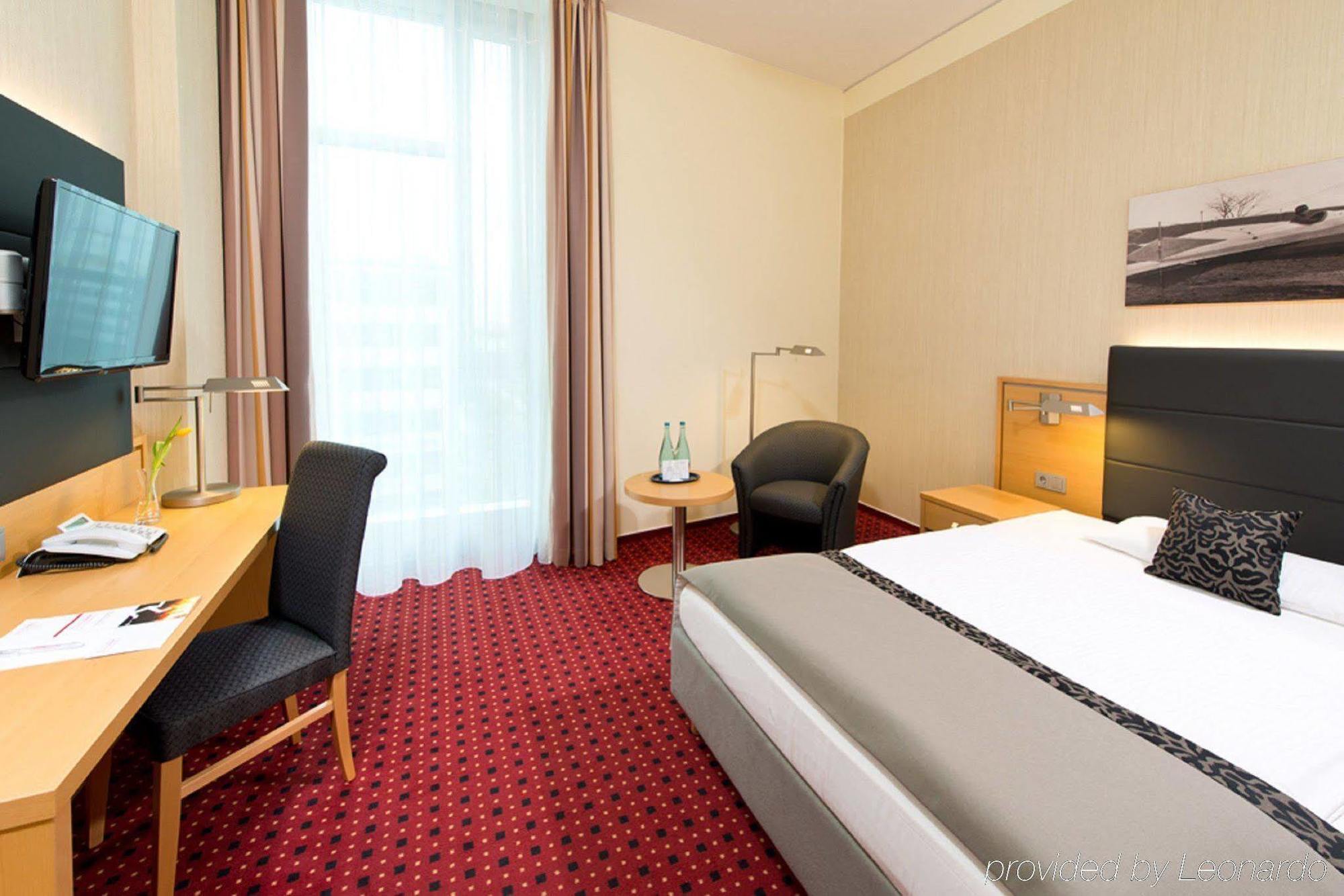 Airporthotel Berlin-Adlershof 외부 사진